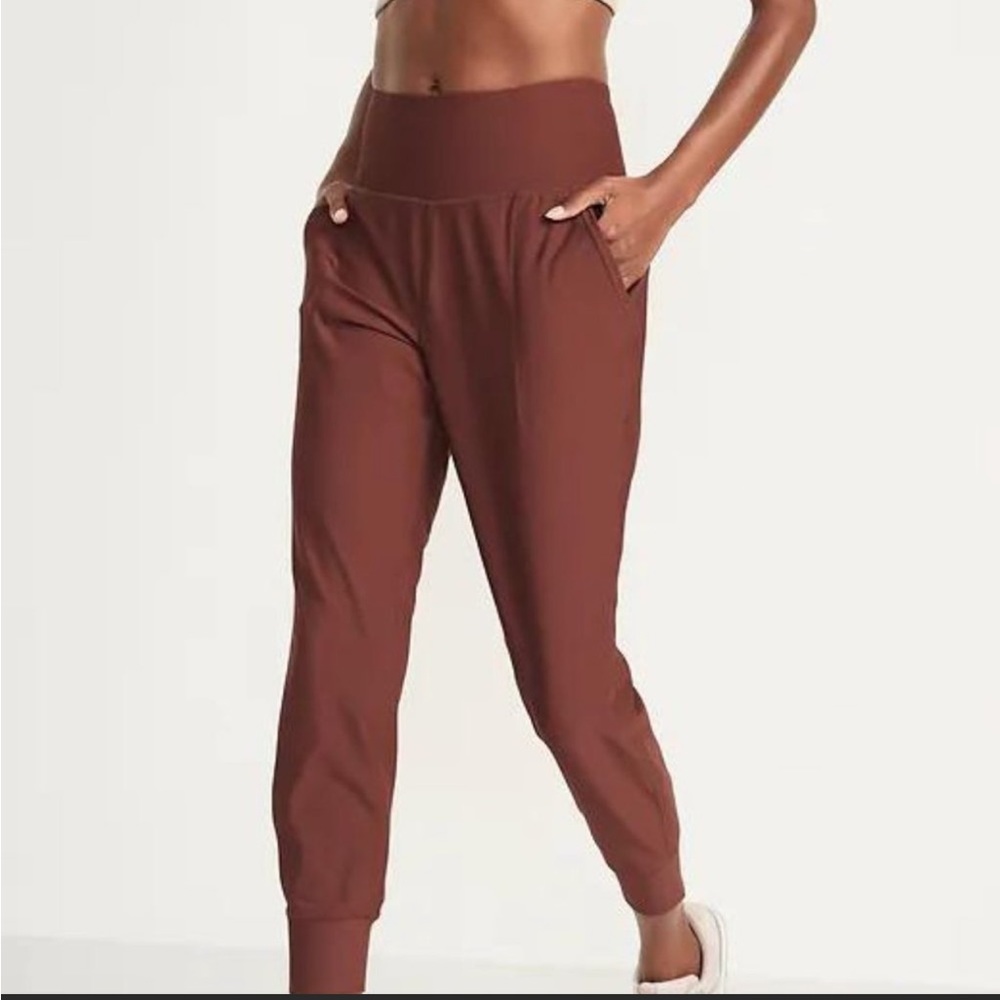 PowerSoft Burgundy red High Waisted Women’s Ankle Stretch Joggers with P…